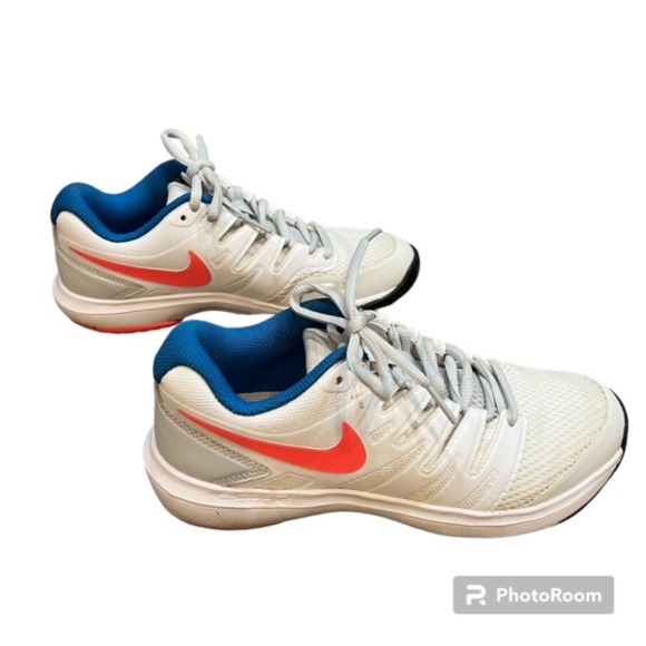 NIKE Air Zoom Prestige Tennis Shoe, Size 6 - Picture 6 of 10
